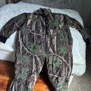 Cabela’s hunting  overalls camo